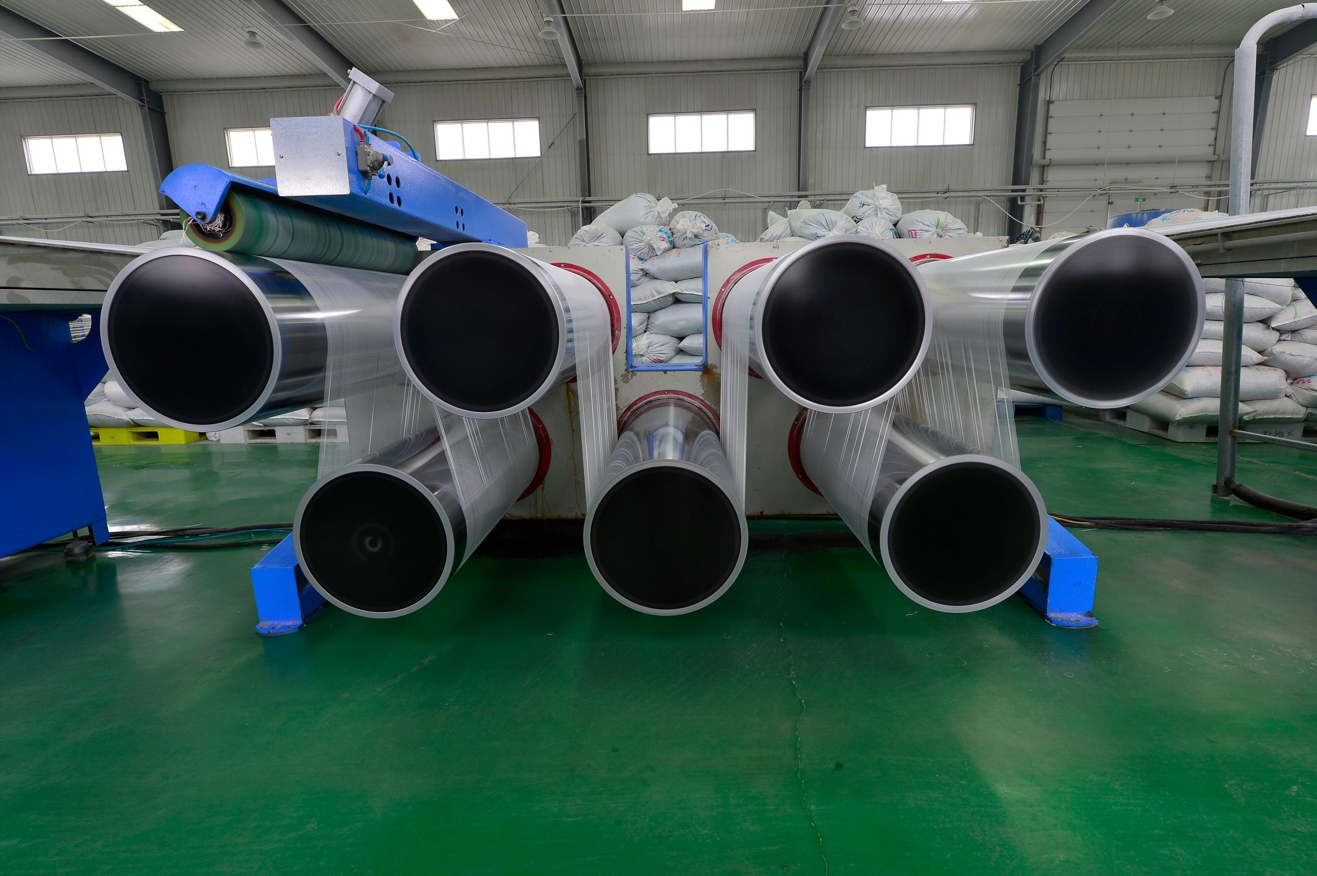 Industrial packaging line equipment